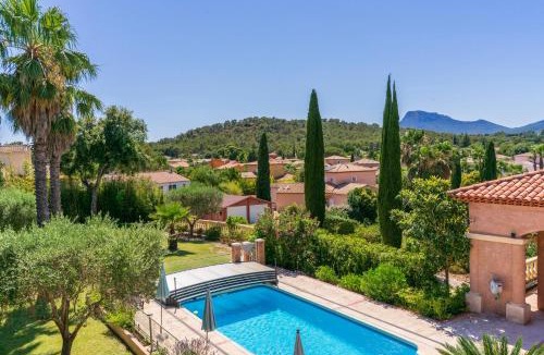 La Crau Villa | Villa Moniris Provence Bliss and Pool