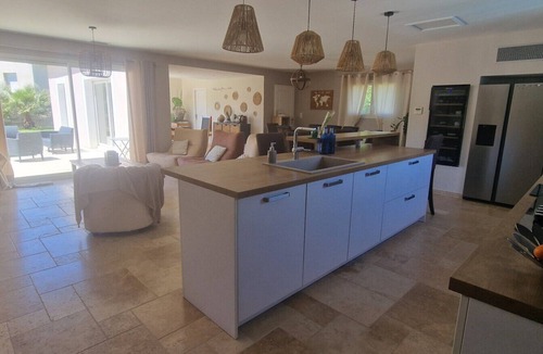 Montolieu Villa | Villa Monplaisir in Montolieu