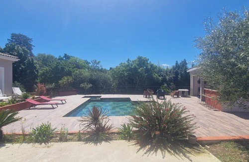 Montolieu Villa | Villa Monplaisir in Montolieu