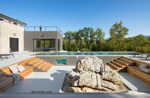 Boljevici Villa | Villa Mons Caldera for 10 people with 40 m2 infinity heated pool & kids playground