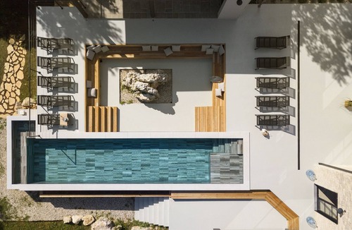 Boljevici Villa | Villa Mons Caldera for 10 people with 40 m2 infinity heated pool & kids playground