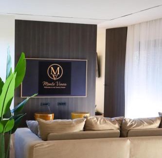 Kringa Villa | Villa Monte Vinea-Luxury Villa with amazing heated pool