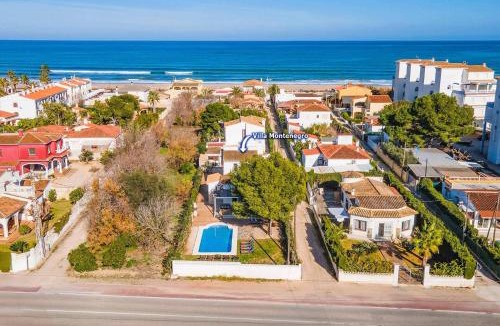 Les Deveses Villa | Villa Montenegro by Villa Plus