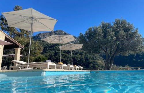 Menton Villa | Villa-Monti Luxury Villa with Private Pool, Fully Air Conditioned Bedrooms, 5 Star Superhosts!