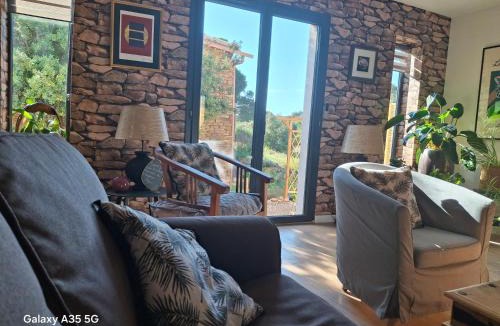 Moureze Villa | Villa MOUREZEVA