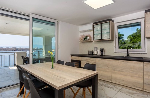Omisalj Villa | Villa Nada sea view&whirpool island Krk by Villas