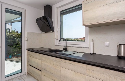 Omisalj Villa | Villa Nada sea view&whirpool island Krk by Villas