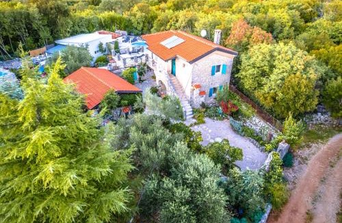 Gabonjin Villa | Villa Nana with a swimming pool