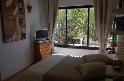 La Bouilladisse Bed & Breakfast | Villa Nara Chambre d'hotes
