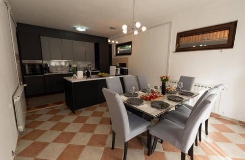 Otocac Villa | Villa Narnia - Three Bedroom Villa