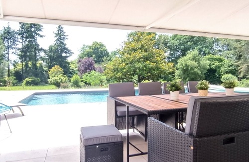 Rives de l'Yon Villa | Villa Nature 5* I 10 couchages I Piscine Chauffée I Parc 2ha