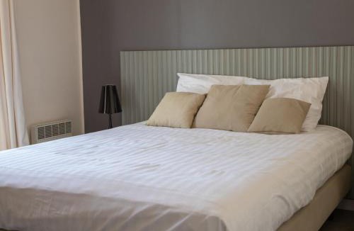 Les Salelles Villa | Villa near Les Vans with Private Pool