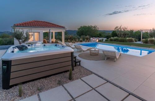 Velim Villa | Villa Nebesi ZadarVillas