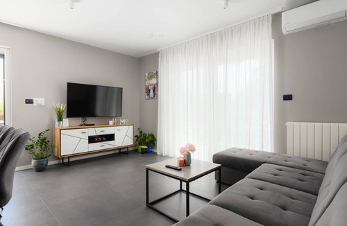 Becici Villa | Villa Nela, completely renovated