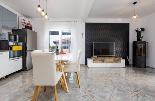 Vir Villa | Villa NERO