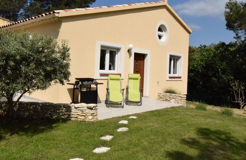 Orgon Villa | Villa Neuve Piscine