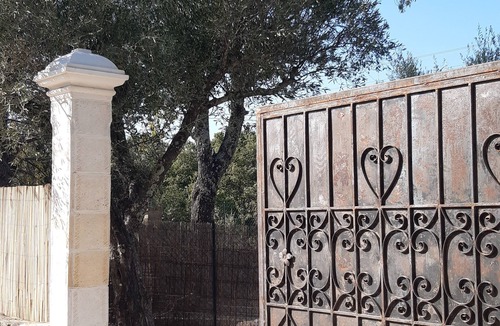 Sagries Villa | VILLA NEUVE STANDING piscine, climatisée aux portes d 'Uzès, Pont du Gard 5 min