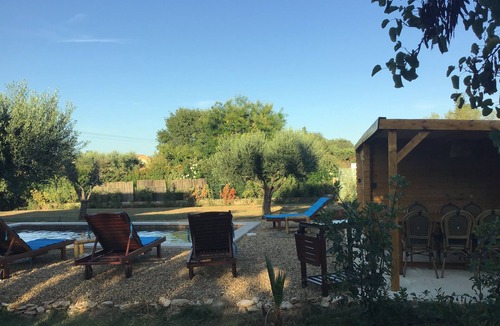 Sagries Villa | VILLA NEUVE STANDING piscine, climatisée aux portes d 'Uzès, Pont du Gard 5 min