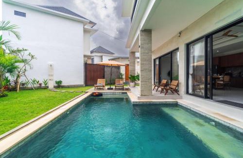 Nakula Villa | Villa Nia Gray 1 Seminyak