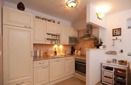 Donje Selo Villa | VILLA NIKOLA 100 YEAR OLD STONE RENOVATED VILLA WITH HEATED POOL