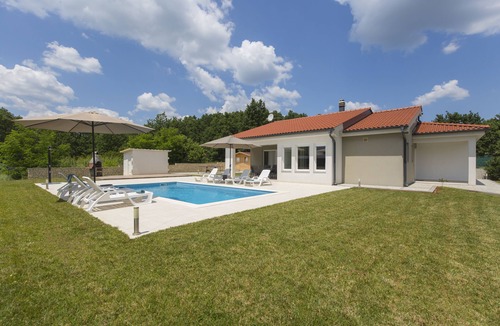 Snasici House | Villa NikolnnCO2 neutral, A+ energy efficient