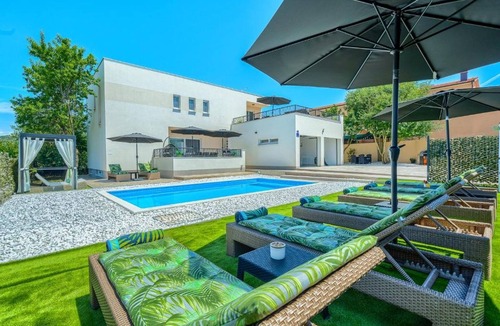 Dicmo House | Villa Nikoma (V0751-K1) - Dicmo
