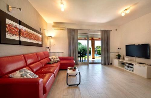 Kosinozici Villa | Villa Nina