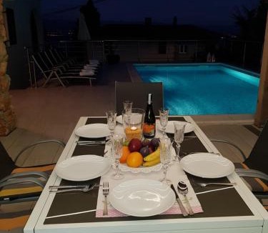 Liganj Villa | Villa Nino