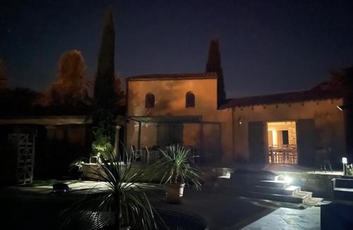 Nizas Villa | Villa Nizas Enchantée