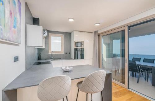 Njivice Apartment | Villa Njivice Apartment Ema