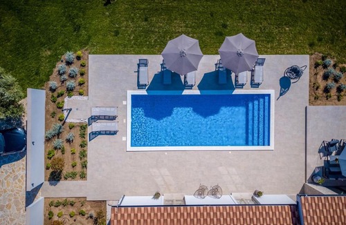 Visocane Villa | Villa Nola