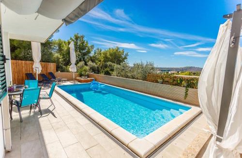 Cove Makarac (Milna) House | Villa NONO Jure - Private Pool & Jacuzzi, Milna Brač