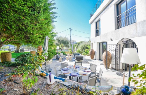 Saint-Lambert Villa | Villa Notre-Dame - Piscine parking 4 chambres
