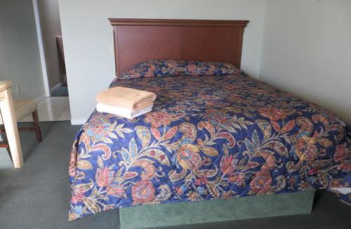 Wasaga Beach Hotel | Villa Nova Motel