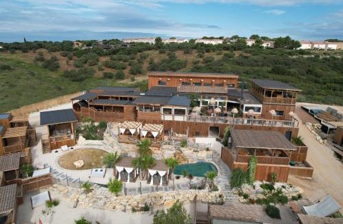 Calvisson Hotel | Villa Occitana