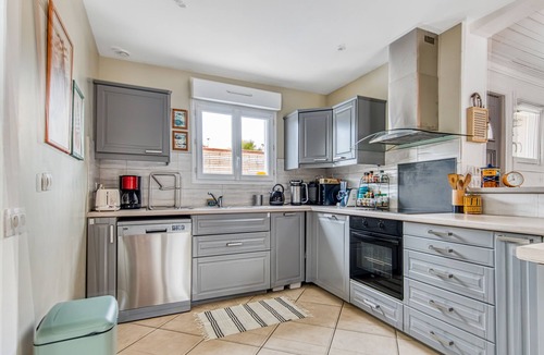 Grayan-Et-L'Hopital House | Villa Océan in Grayan with Private Pool