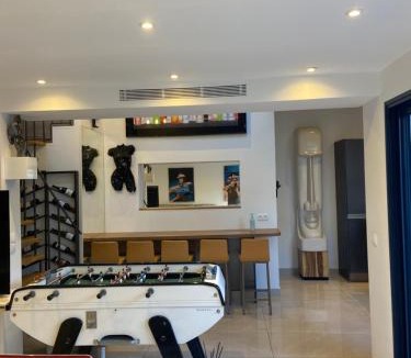 Cannes La Bocca Villa | VILLA OCEANE