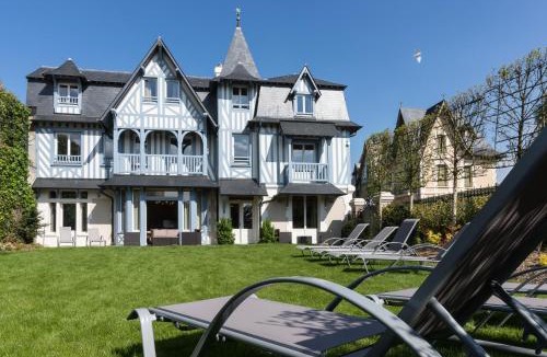 Deauville City Centre Resort | Villa Odette