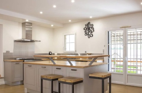 Le Cailar Villa | Villa of the bastide type, in the small Camargue ideally located