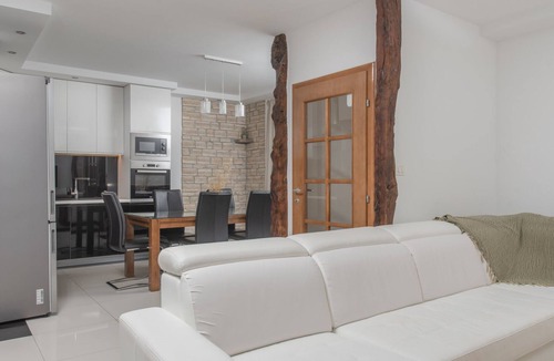 Prolozac Villa | Villa Old House - Makarska by Villas Guide