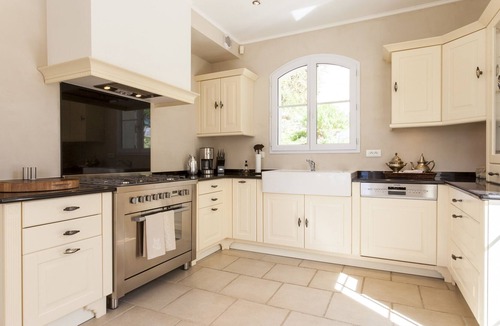 Pegomas Villa | Villa Olea - Etoiles du Sud