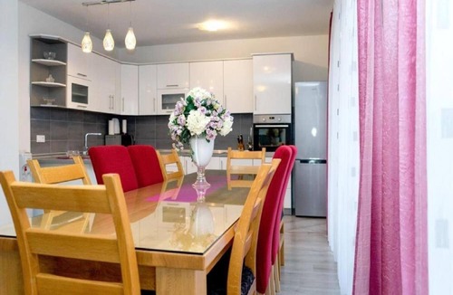 Rudine Villa | Villa Olea - Seven Bedroom Villa with Swimming Pool