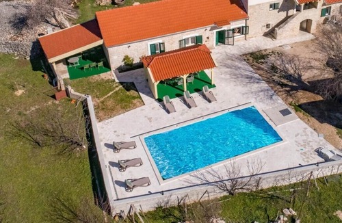 Oklaj Villa | Villa Olive in Ljubotić - Haus für 8-9 Personen