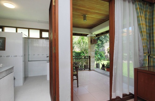 Sukajadi Villa | Villa Oma Elly
