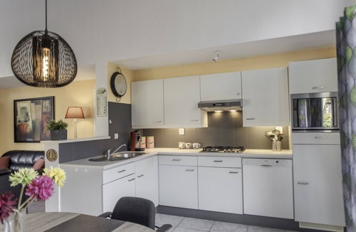 Daumazan-sur-Arize House | Villa on estate with 2 swimming pools