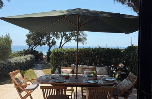 Cavaliere Villa | Villa on the beach