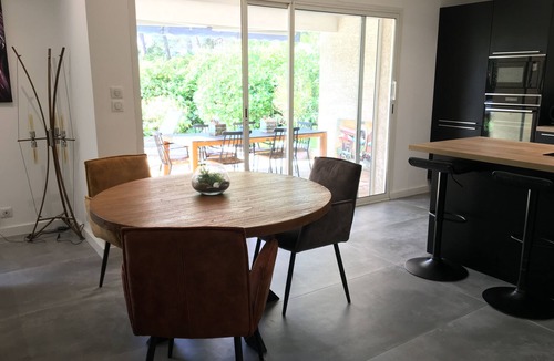 Baillargues Villa | VILLA ON THE MASSANE GOLF ESTATE