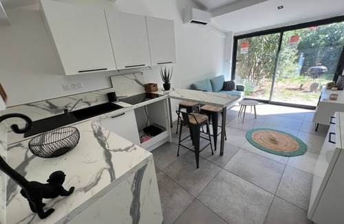 Baillargues Villa | VILLA ON THE MASSANE GOLF ESTATE