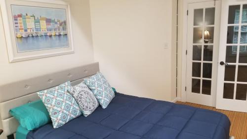 Darnestown Villa | Villa on the Potomac 2BR Villa