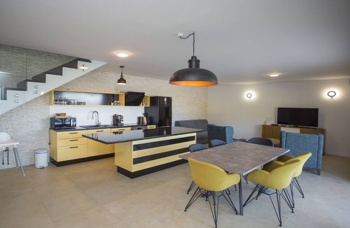 Vis Villa | Villa Onix – Panoramic Sea View with Private Heated Pool